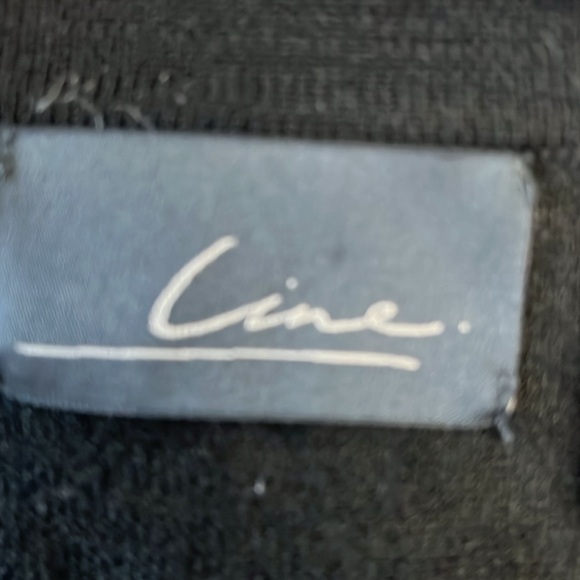 “ Line” sweater - Picture 3 of 6